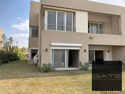 فيلا للبيع في بالم هيلز ذا كراون – إطلالة مباشرة على البحيرة – استلام فوري – نموذج مميز بمساحات خارجية كبيرة وسقف روف قابل للاستخدام