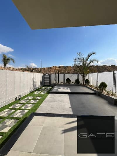 تاون هاوس للبيع | ميدل برايم لوكيشن في بالم باركس – Palm Hills امتداد جديد – استلام فوري – لم يُستخدم من قبل