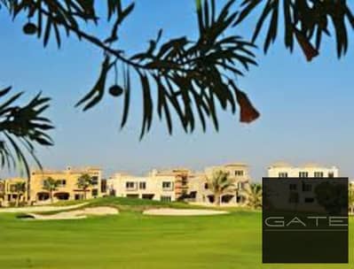 تاون هاوس للبيع بسعر لقطة متشطب في كمبوند بالم هيلز جولف فيوز برايم لوكيشن – ڤيو مفتوح على اللاندسكيب