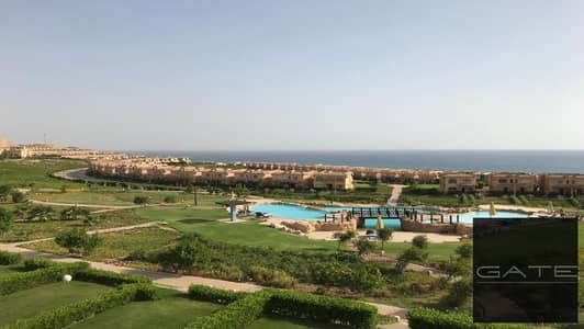 للبيع | شالية هورايزون في تلال شورز – العين السخنة (المرحلة الأولى) فيو مباشر على اللاجون والبحر – شاطئ خاص لسكان Shores – دور أرضي بجاردن خاصة