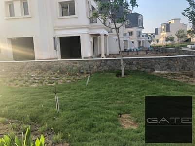 تاون هاوس بجاردن للبيع في ماونتن فيو تشيل أوت بارك 210م + جاردن 61م - فيو لاندسكيب - استلام 2027