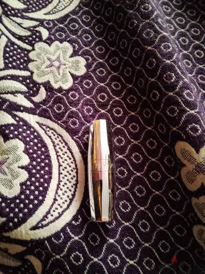 روج احمر نارى