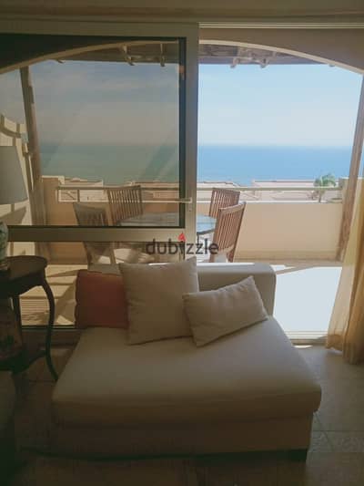 Fully finished chalet for sale, 120 sq m - first row, with a down payment of 1,600,000 + 7-year installments in Lavista Ras El Hikma. Next to Sun Lake