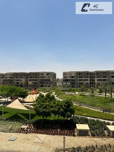 شقة لقطة 200 متر وجاردن 100 متر للبيع في palm hills new cairo اقل سعر في الماركت استلام فوري نص تشطيب