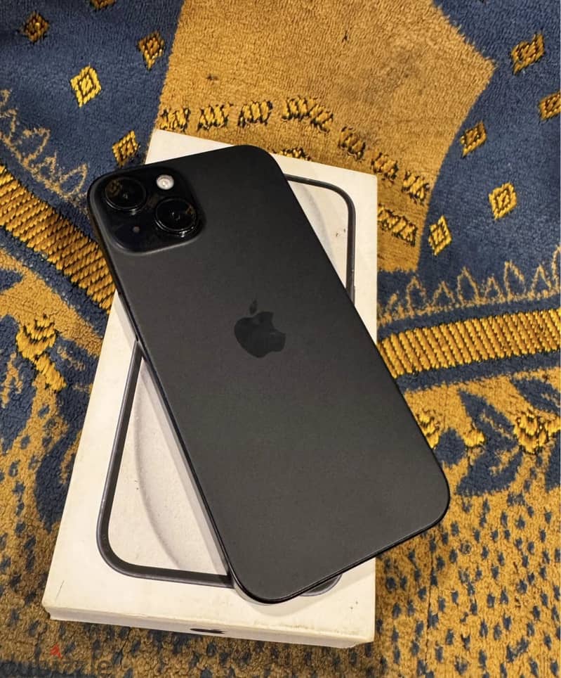 Apple - iPhone 15 2