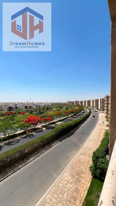 If you're looking for an apartment with all the features you've dreamed of in my city, you must see this unit!