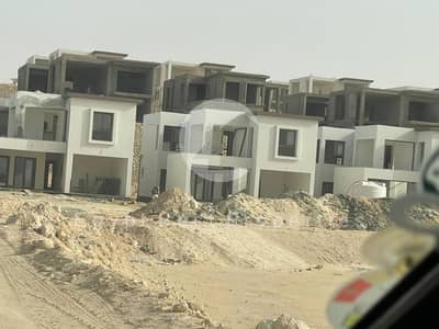 شاليه فاخر في Cali Coast بمقدم مميز وسعر قوي استمتع بفخامة الساحل في  وحدات جاهزة قريب للاستلام في Cali Coast Chalet للبيع بإطلالة مفتوحة
