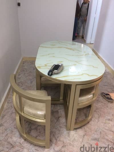 سفرة مودرن  ٦ كراسي متداخلة