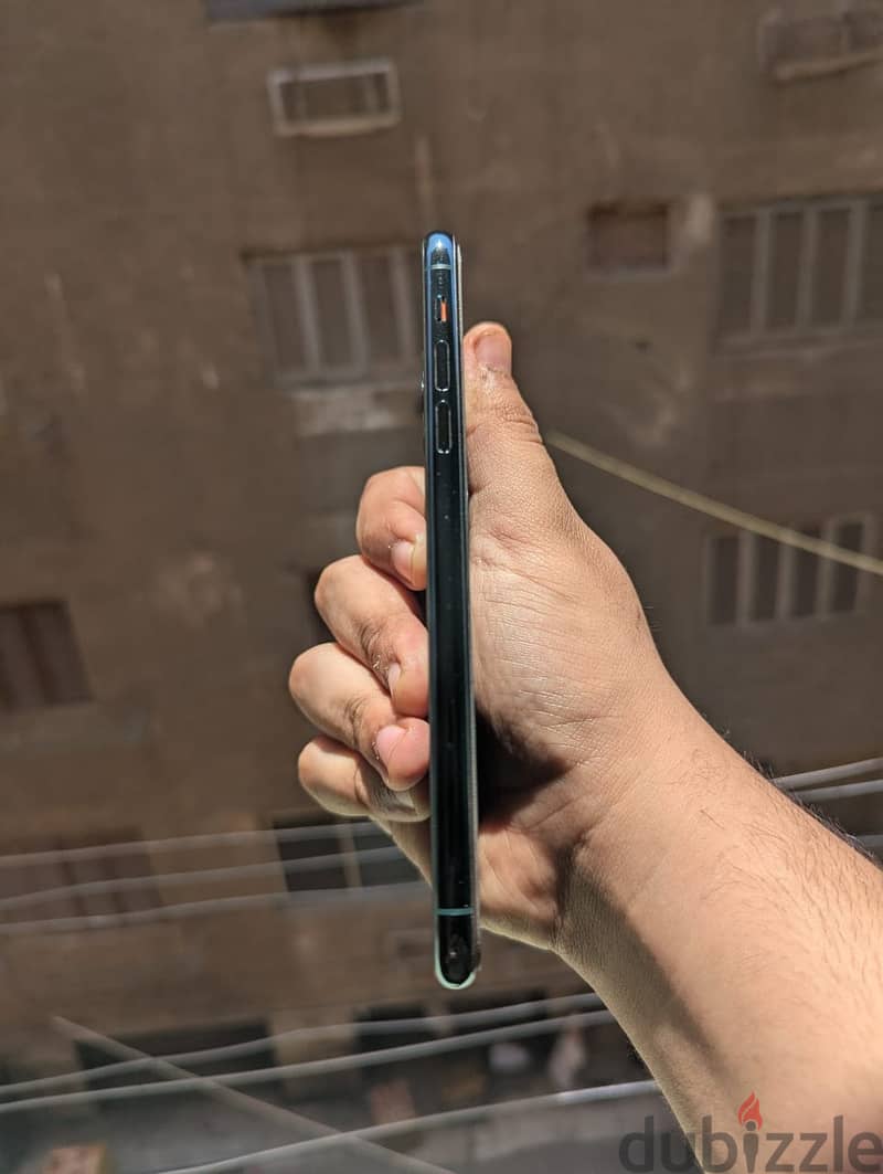 iphone 11 pro max 6