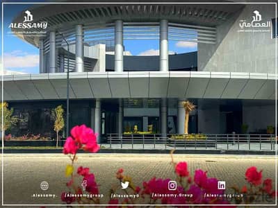 للاستثمار فى مدينتى محل 44 متر بالايست هاب مول بالدور الارضى عائد ايجارى 75 الف