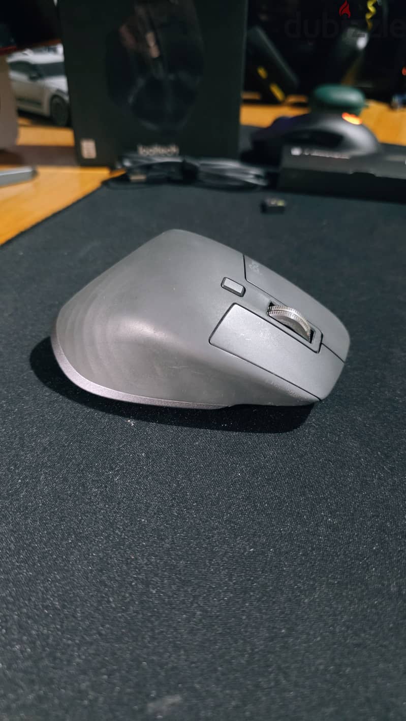Logitech MX master 3s usb wireless 4