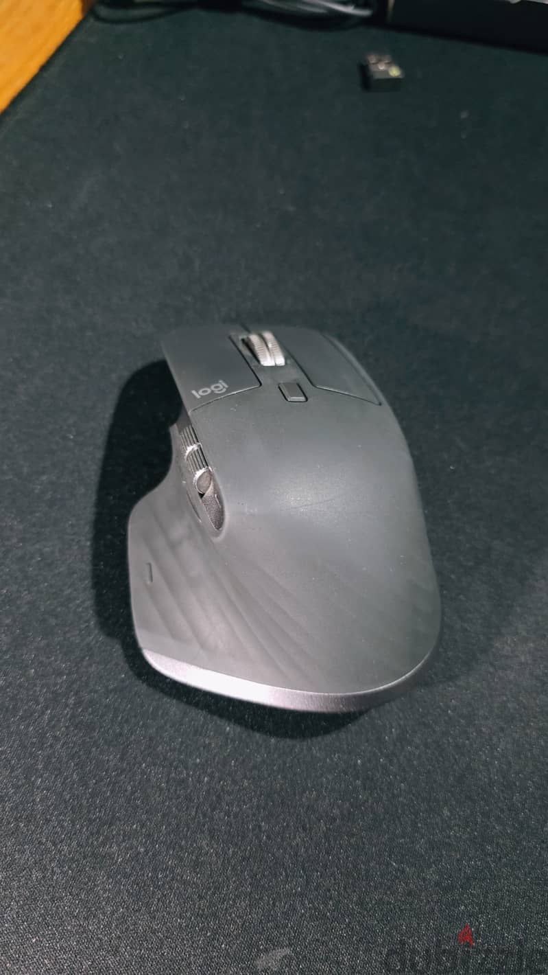 Logitech MX master 3s usb wireless 5