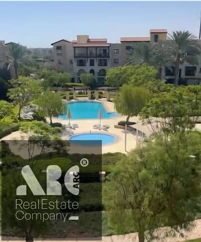 Penthouse for sale with two separate apartments on the third and fourth floors   Third floor: 2 bedrooms and 2 bathrooms   Fourth floor: 1 bedroom and 1 bathroom   Pool view   Area: 209 sqm