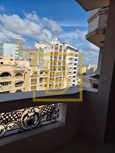 شقه للبيع في سموحة