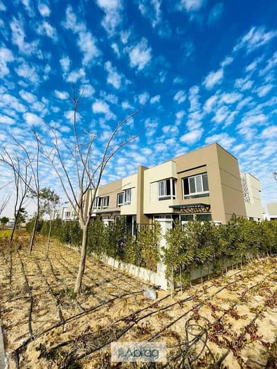 Villa ready for immediate delivery for only 11 million in a fully serviced compound