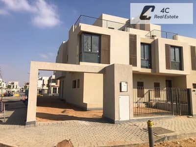 توين هاوس 245 متر استلام فوري في sodic east new helioplis فيو رائع ومفتوح