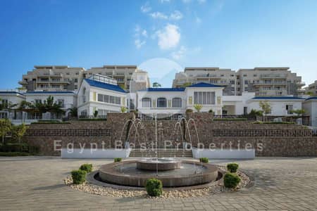 with Lowest Down Payment i _  villa For Sale in A prime Location Mountain view New Cairo with Long Term instalment