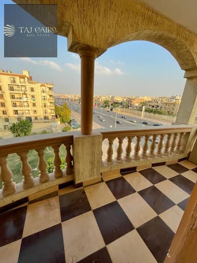 Apartment for administrative rent directly on Gamal Abdel Nasser Axis and with easy access to transportation.