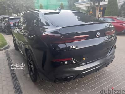 BMW X6 M50i 2023