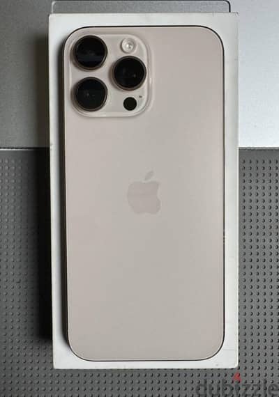 Apple - iPhone 16 Pro Max