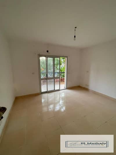 شقه قانون جديد للايجار في مدينه الرحاب القاهره الجديده بجوار السوق الشرقي و الخدمات  new cairo el rehab city