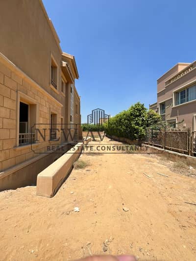 Ready to move - bahary - very prime location - very huge villa - standalone for sale  In Bellagio