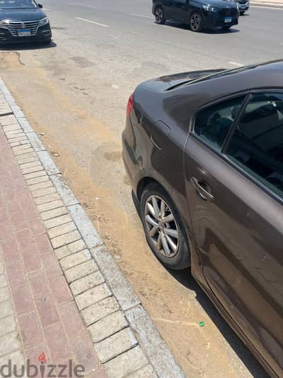 Volkswagen Jetta 2012 فولكس فاجن جيتا 2012 DSG أوتوماتيك.