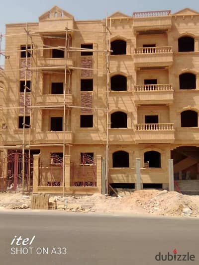 عماره للبيع ف مدينه الشروق منطقه النوادي بجوار نادي الشروق وسيتي كلوب بسعر لقطه