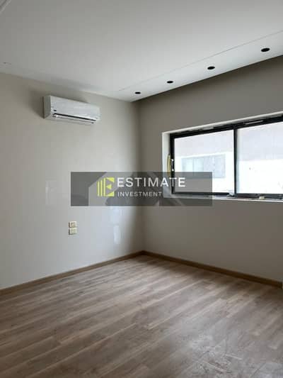 140m apartment with kitchen & AC in Lake View