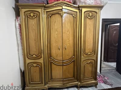 غرفهً نوم كاملهً أطفال ٢ سرير ودولاب تسريحه كومود
