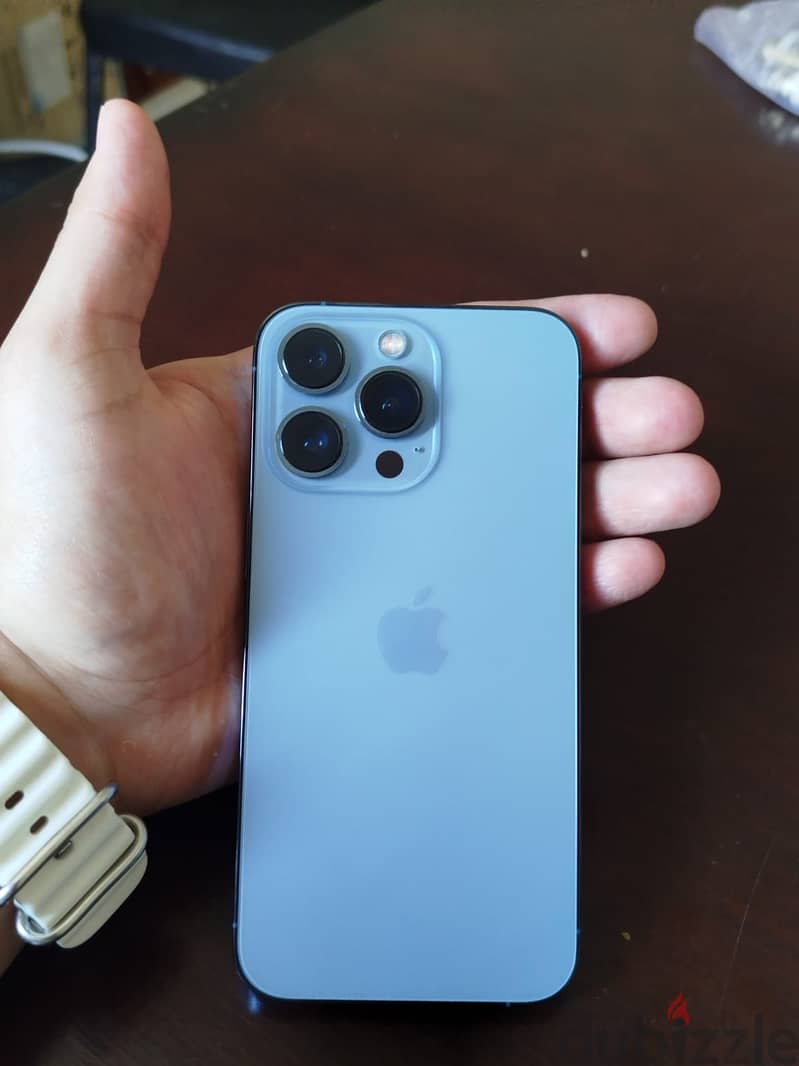 Apple - iPhone 13 Pro 1