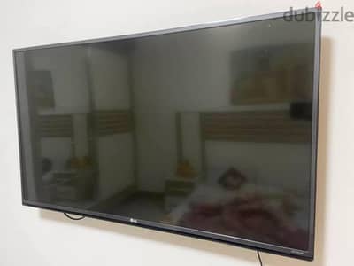 تلفزيون LG 55 inch للبيع