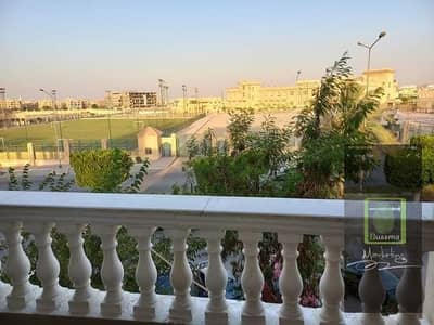 For Sale, an apartment of 230m, high-end finishing, directly in front of Sheikh Zayed Club, at a special price