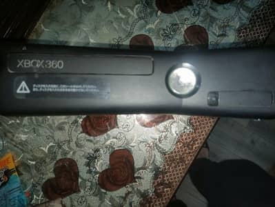 xbox 360 للبيع بالشاشة