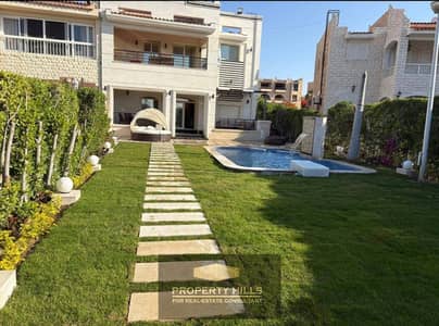 Receive your villa immediately with a panoramic view of the Pyramids, 3 floors with a private swimming pool, next to New Giza, Nyoum &Patio 6