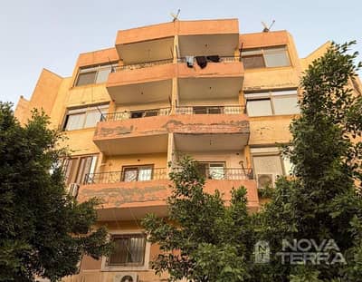 عمارة سكنية للبيع – الحي الأول (المجاورة الخامسة )– 6 أكتوبر-ميدان الحصري  جامعة 6 أكتوبر  جامعة MSA  مول مصر  نادي 6 أكتوبر  المحور المركزي