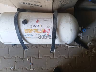 اسطوانات غاز سيارات بالجهاز