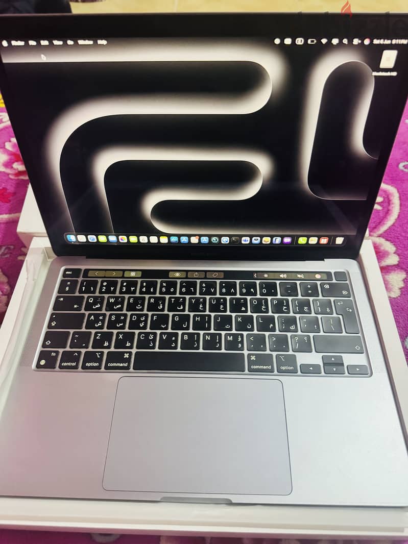 Macbook pro m1 2020 8/512 2