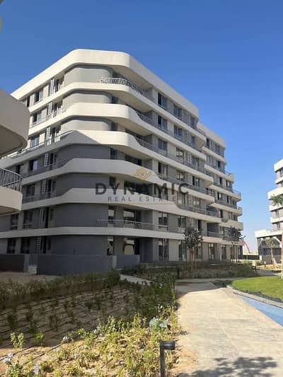شقة 125م في Bloomfields Terraces | فرق 3 مليون عن الشركة | استلام 2027