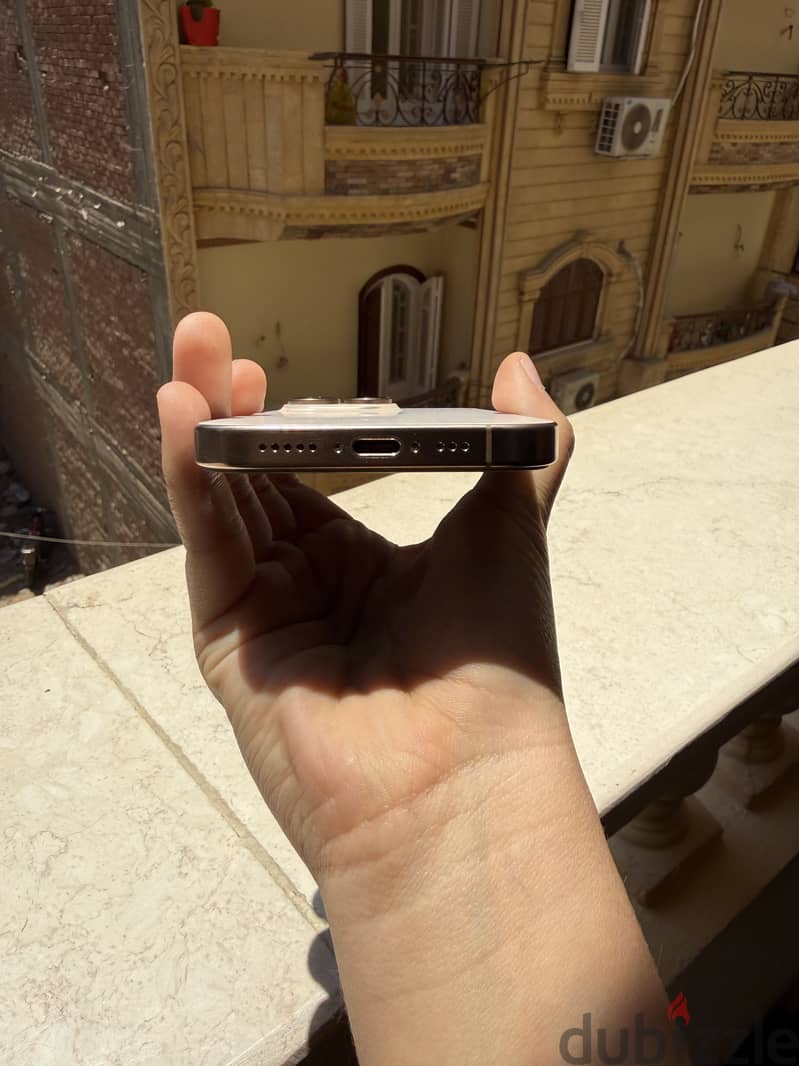 Apple - iPhone 16 Pro 1
