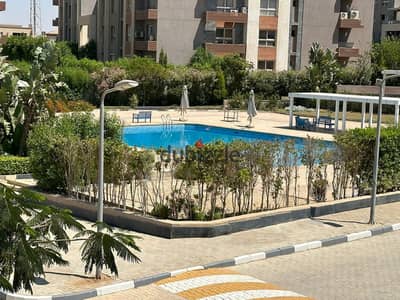 Apartment for rent in Zayed Regency Compound Sheikh Zayed 198 m - with air conditioning and kitchen
