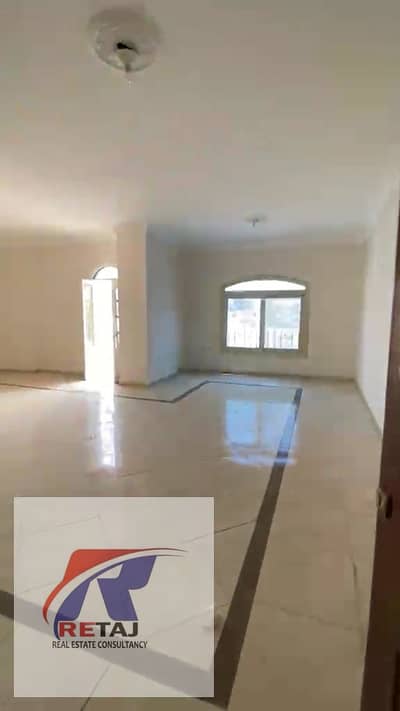 شقة للايجار بمساحة كبيرة في النرجس عمارات علي محور جمال عبد الناصر الرئيسى خطوات من فاطمة الشربتلي التجمع الخامس