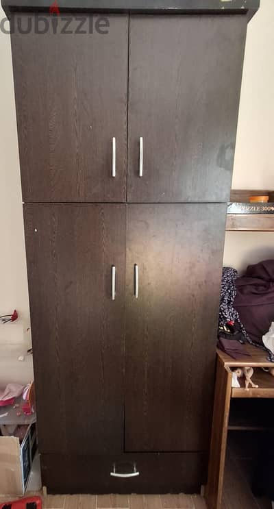 دولاب صغير mdf مستعمل ب٩٠٠