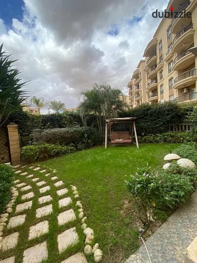 شقه ١٩٧ م بجاردن ١٠٠ م تشطيبات خاصه بالكامل على وايد جاردن موقع مميز جدا بالقرب من السوق الشرقى والخدمات
