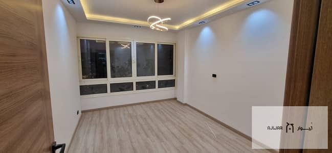 **Apartment for Sale in Madinaty – B12**  116 m², full north-facing (clear Bahary orientation), with special finishing.