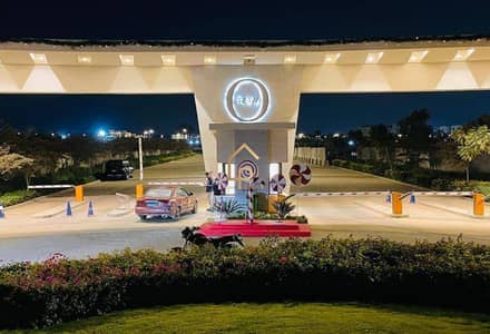 شقة أرضي بجاردن للإيجار  في منطقة اويست بالقرب من بالم هيلز، ونيو جيزة  وبالم باركس  والشيخ زايد، ووصلة دهشور.