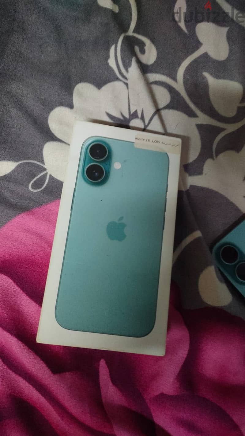 Apple - iPhone 16 4