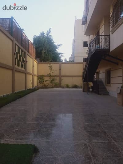 Duplex for rent near the entrance of Zayed 4, Sheikh Zayed, suitable for all purposes and administrative companies
