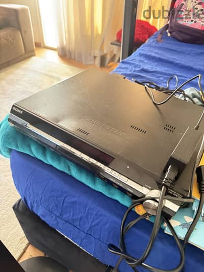عدد 4 سماعات sony بحالة جديد