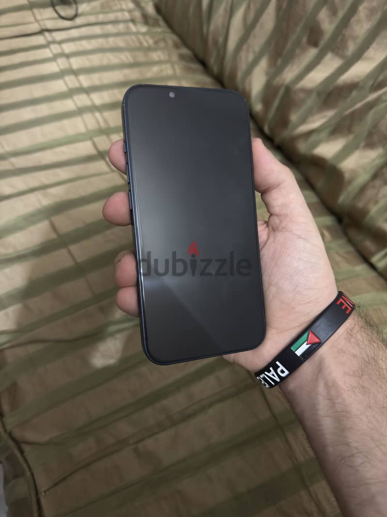 Apple - iPhone 13 8